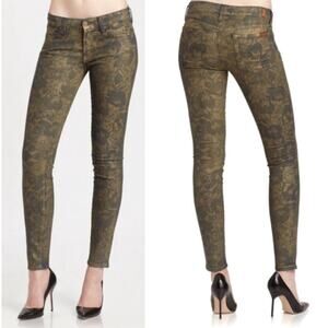 7 For All Mankind Women's Navy and Gold Floral Jeans Size 24